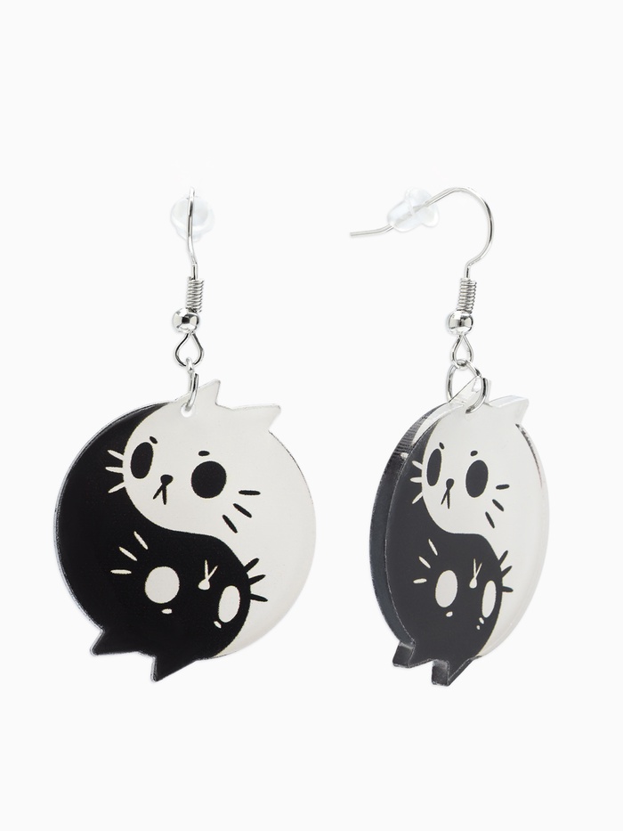 Серьги акриловые «Инь-ян» котики, цвет чёрно-белый